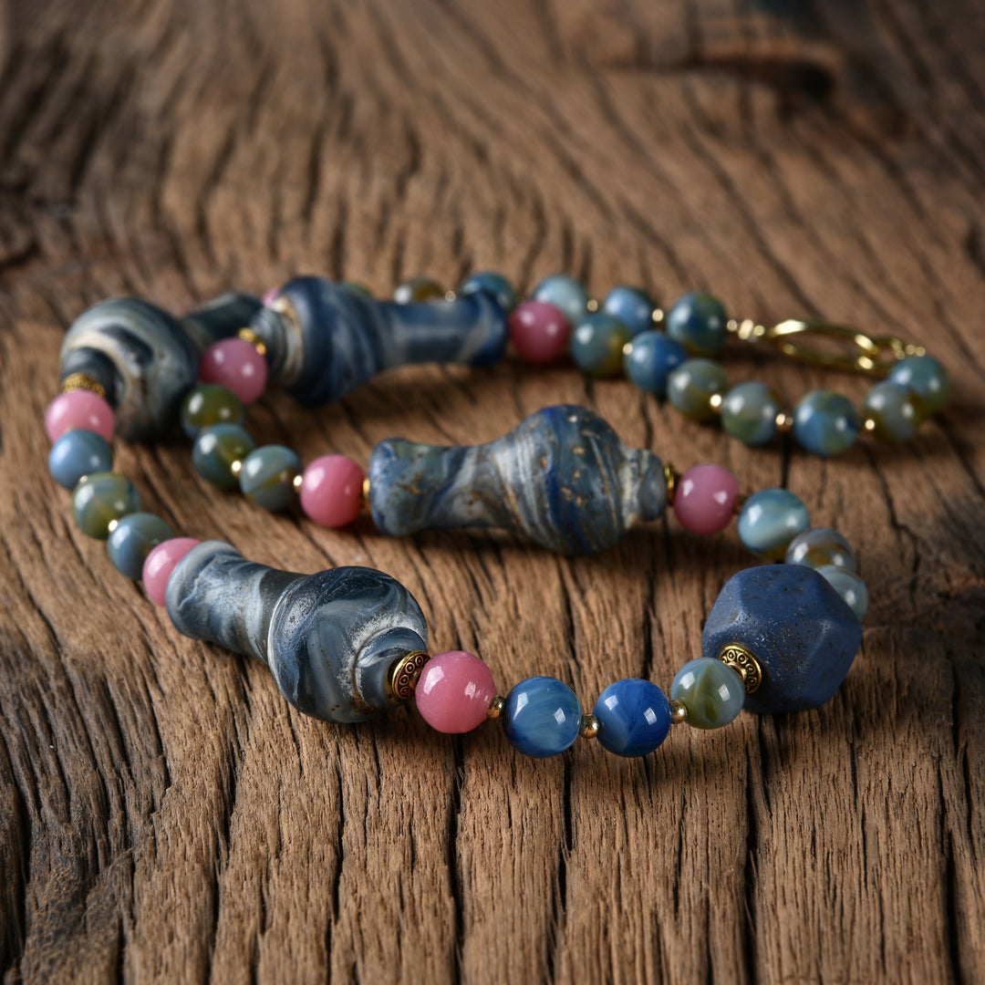 Silent Flow Necklace